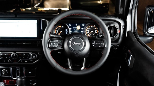 Second-hand 2025 Jeep Wrangler Rubicon for sale in New Delhi-6