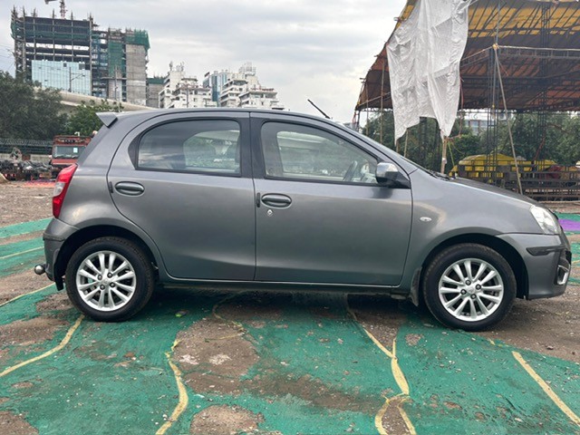 Second-hand 2016 Toyota Etios Liva 1.2 G for sale in New Delhi-1