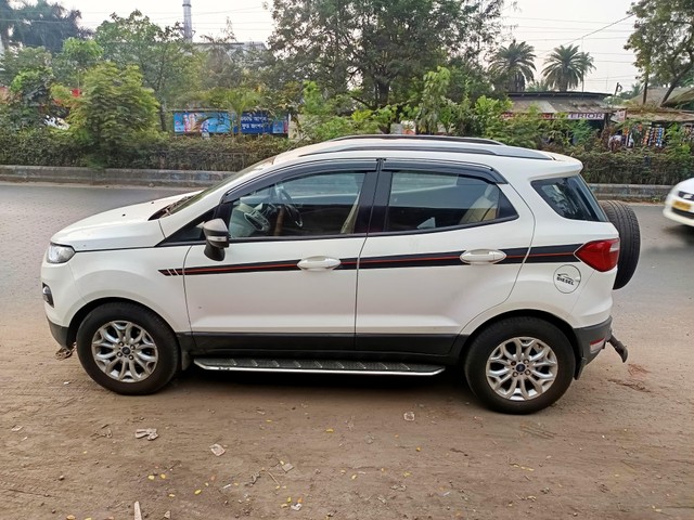 Ford Ecosport 1.5 DV5 MT Titanium Second-hand 2014 Ford Ecosport 1.5 DV5 MT Titanium for sale in Kolkata-3