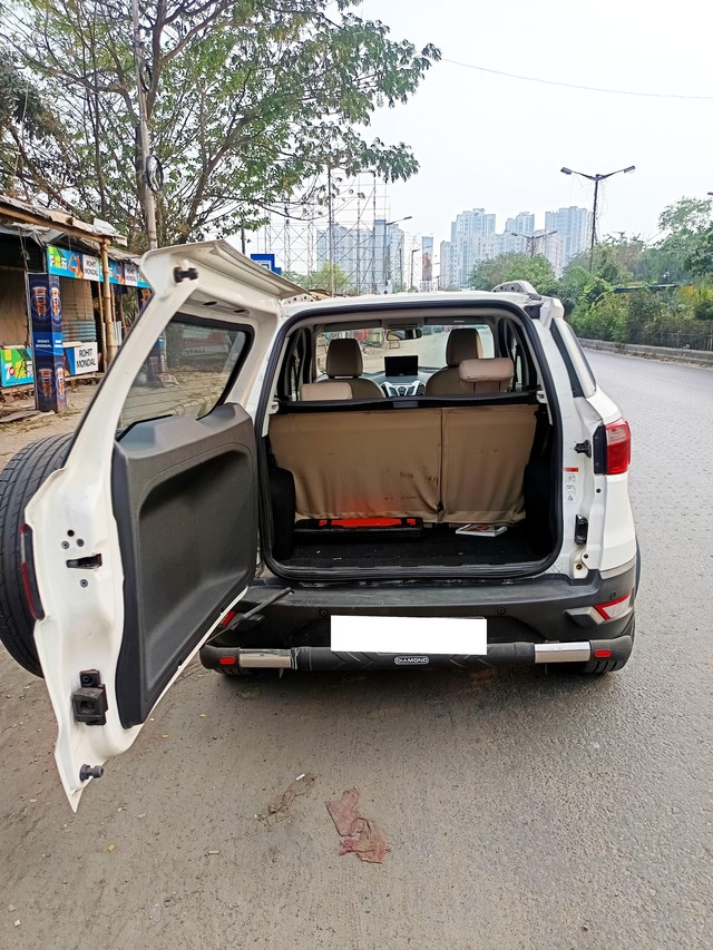 Ford Ecosport 1.5 DV5 MT Titanium Second-hand 2014 Ford Ecosport 1.5 DV5 MT Titanium for sale in Kolkata-8