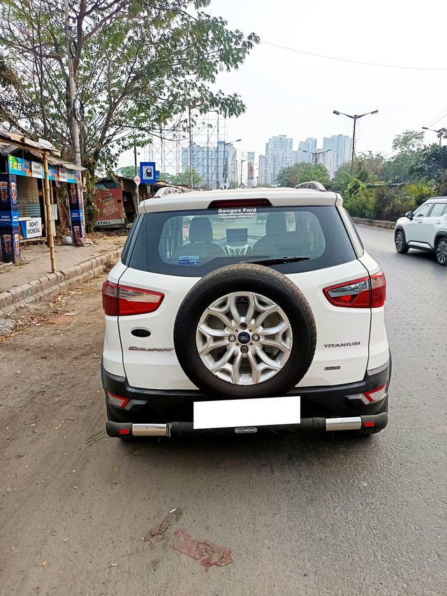 Ford Ecosport 1.5 DV5 MT Titanium Second-hand 2014 Ford Ecosport 1.5 DV5 MT Titanium for sale in Kolkata-2