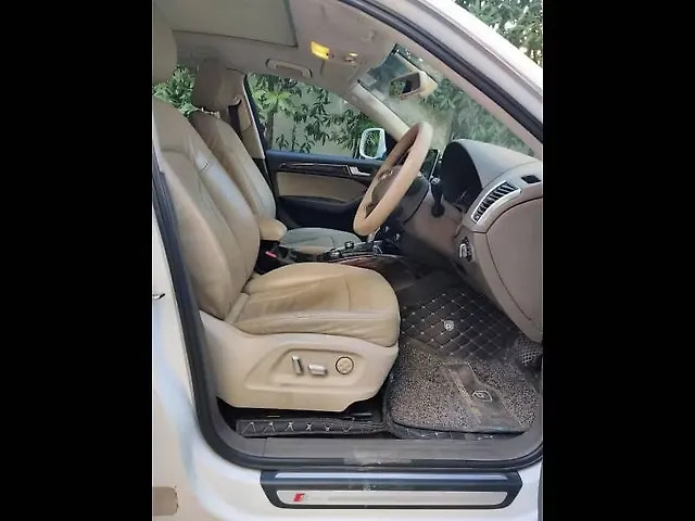 Second-hand 2015 Audi Q5 3.0 TDI Quattro for sale in Hyderabad-10