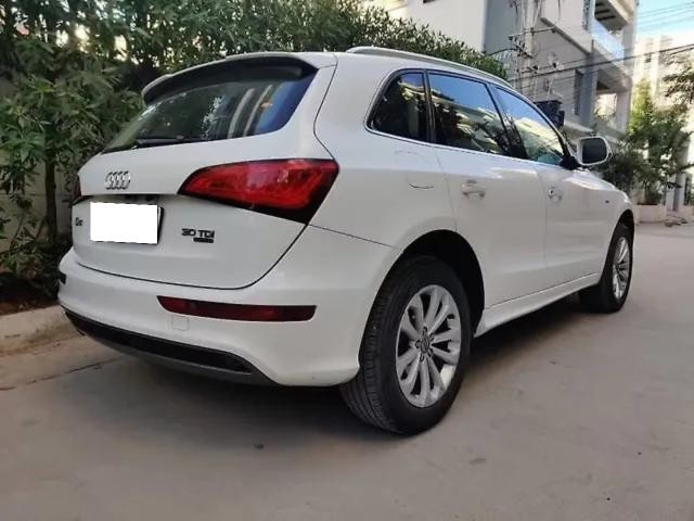 Second-hand 2015 Audi Q5 3.0 TDI Quattro for sale in Hyderabad-11
