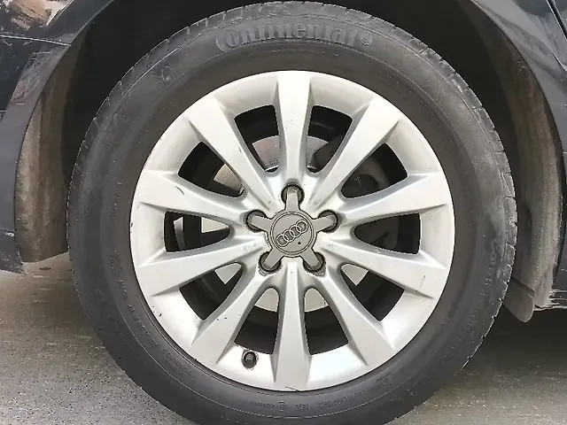 Second-hand 2012 Audi A6 2.0 TDI for sale in Hyderabad-8