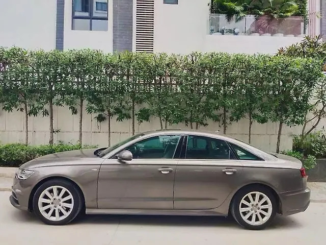 Second-hand 2015 Audi A6 35 TDI Premium for sale in Hyderabad-4