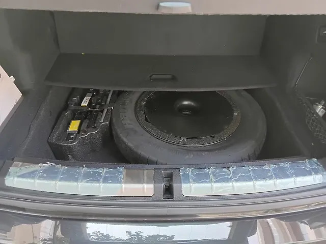 Second-hand 2021 BMW X1 sDrive20d xLine for sale in Hyderabad-14