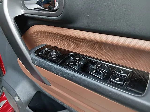 Second-hand 2024 Mahindra Thar Earth Edition Diesel for sale in Hyderabad-10