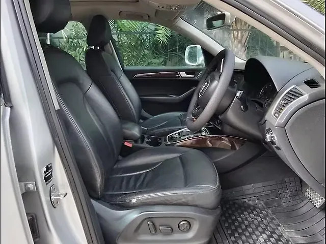 Second-hand 2011 Audi Q5 2.0 TDI for sale in Hyderabad-12