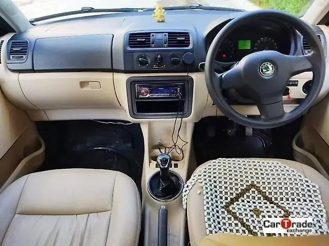 Second-hand 2012 Skoda Fabia 1.2 TDI Active for sale in Hyderabad-10