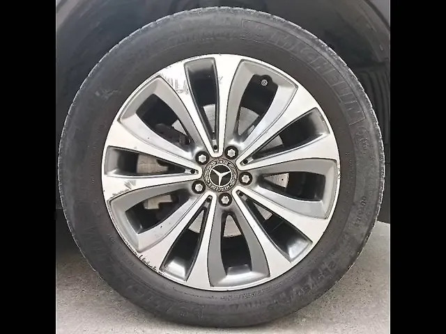 Second-hand 2020 Mercedes-Benz GLE 400 4MATIC for sale in Hyderabad-9