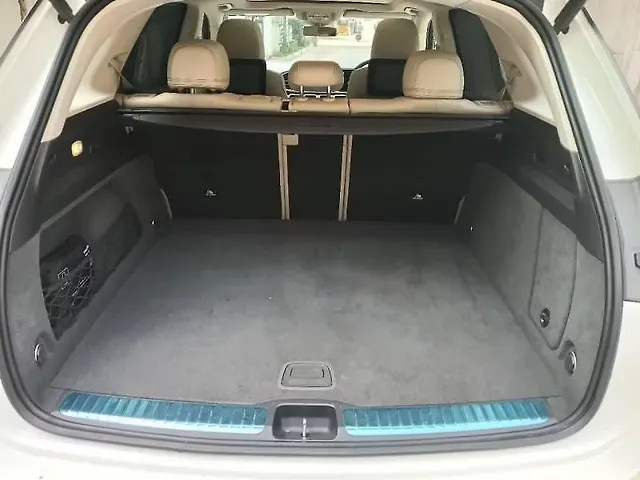 Second-hand 2020 Mercedes-Benz GLE 400 4MATIC for sale in Hyderabad-8