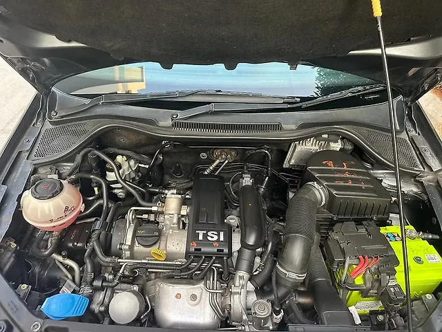 Second-hand 2019 Volkswagen Polo GT TSI BSIV for sale in Hyderabad-4