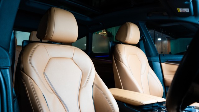 Second-hand 2024 BMW 6 Series GT 630i M Sport for sale in New Delhi-17