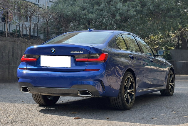 Second-hand 2021 BMW 3 Series 330i M Sport for sale in New Delhi-8