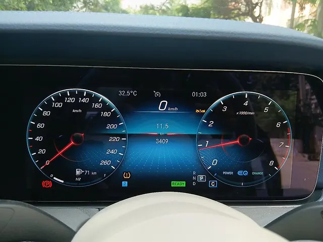 Mercedes-Benz E-Class Exclusive E 220d Second-hand 2024 Mercedes-Benz E-Class Exclusive E 220d for sale in Hyderabad-7