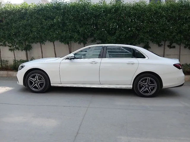 Mercedes-Benz E-Class Exclusive E 220d Second-hand 2024 Mercedes-Benz E-Class Exclusive E 220d for sale in Hyderabad-4