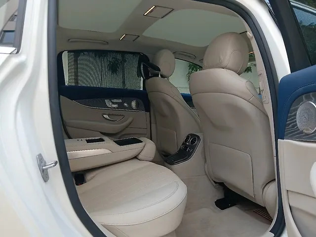 Mercedes-Benz E-Class Exclusive E 220d Second-hand 2024 Mercedes-Benz E-Class Exclusive E 220d for sale in Hyderabad-10