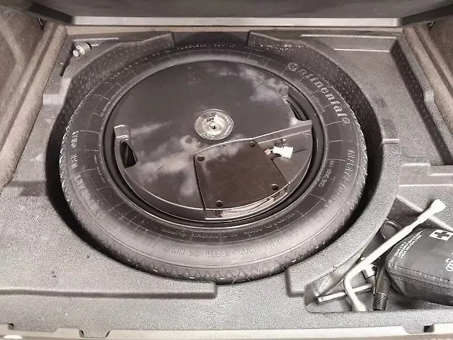 Audi Q3 2.0 TDI Quattro Premium Plus Second-hand 2014 Audi Q3 2.0 TDI Quattro Premium Plus for sale in Hyderabad-5