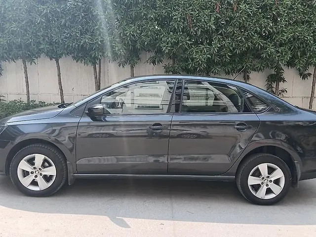Second-hand 2020 Skoda Rapid 1.5 TDI Ambition BSIV for sale in Hyderabad-2