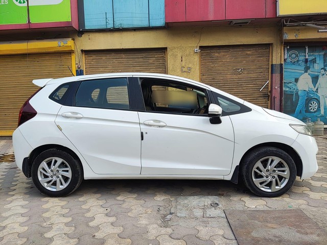 Second-hand 2016 Honda Jazz 1.2 VX i VTEC for sale in Faridabad-1
