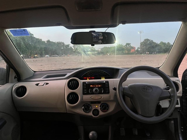 Second-hand 2014 Toyota Etios Liva G for sale in New Delhi-11