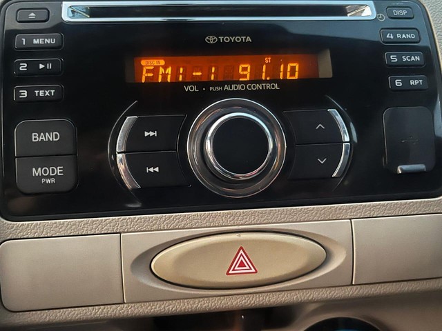 Second-hand 2014 Toyota Etios Liva G for sale in New Delhi-7