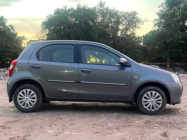 Second-hand 2014 Toyota Etios Liva G for sale in New Delhi-1