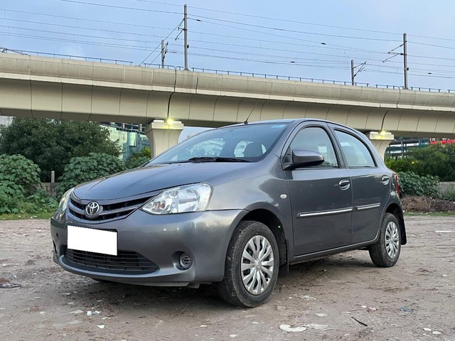 Second-hand 2014 Toyota Etios Liva G for sale in New Delhi-4