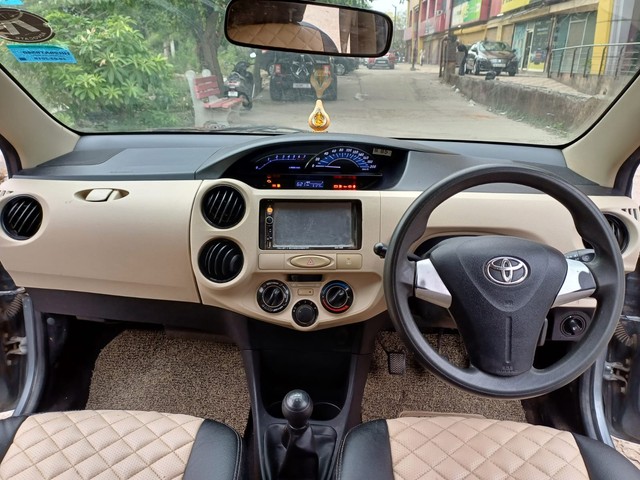 Second-hand 2019 Toyota Etios Liva 1.2 G for sale in Faridabad-11