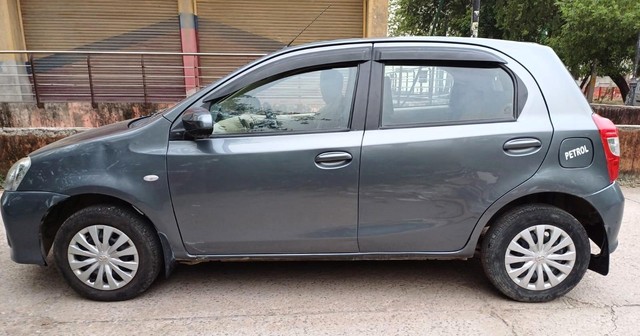 Second-hand 2019 Toyota Etios Liva 1.2 G for sale in Faridabad-3