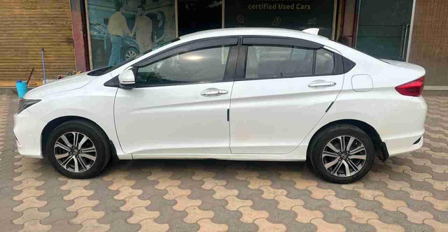 Second-hand 2019 Honda City i-VTEC CVT V for sale in Faridabad-2