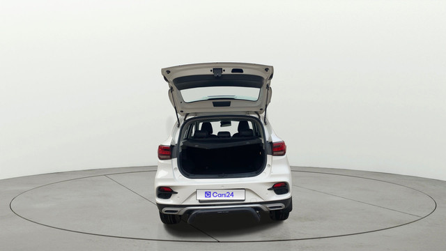 Second-hand 2021 MG Astor Savvy CVT BSVI for sale in Patna-20