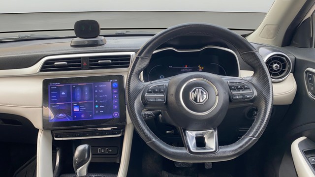 Second-hand 2021 MG Astor Savvy CVT BSVI for sale in Patna-12