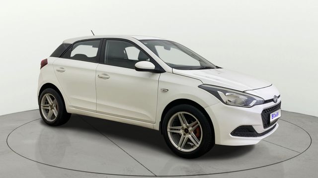 Second-hand 2016 Hyundai i20 Magna 1.4 CRDi for sale in Ahmedabad