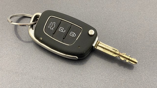 Hyundai Xcent 1.2 VTVT SX Second-hand 2017 Hyundai Xcent 1.2 VTVT SX for sale in Ahmedabad-7