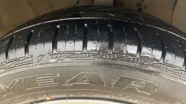 Hyundai Xcent 1.2 VTVT SX Second-hand 2017 Hyundai Xcent 1.2 VTVT SX for sale in Ahmedabad-9