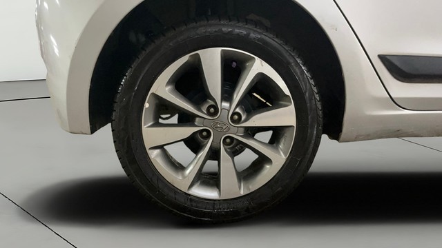 Second-hand 2015 Hyundai i20 Asta 1.2 for sale in Gurgaon-28