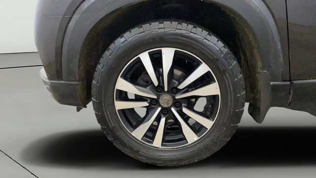 Second-hand 2021 Nissan Kicks 1.5 XV for sale in Gurgaon-25