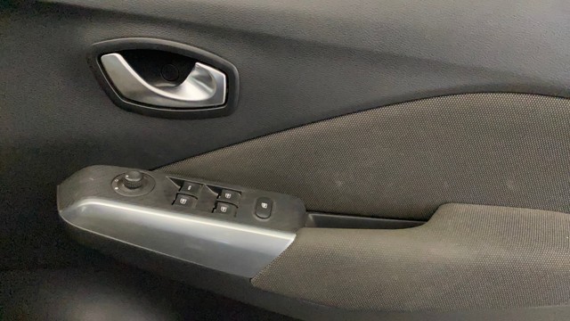 Second-hand 2021 Nissan Kicks 1.5 XV for sale in Gurgaon-17