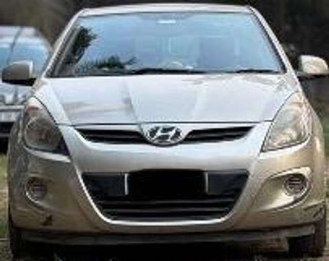 Second-hand 2010 Hyundai i20 Magna for sale in Bhayandar-0