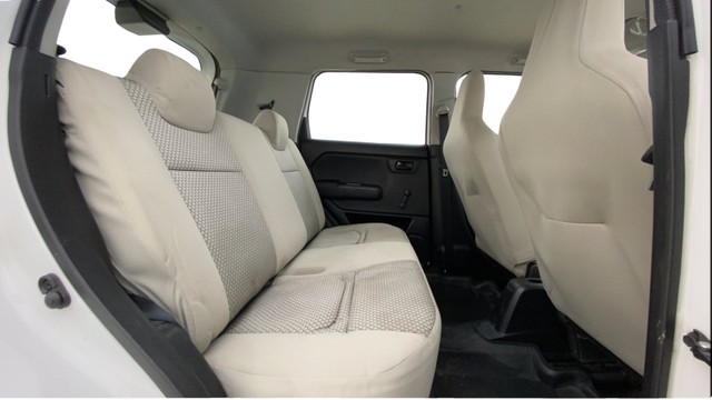 Second-hand 2021 Maruti Suzuki Wagon R CNG LXI for sale in Ahmedabad-16