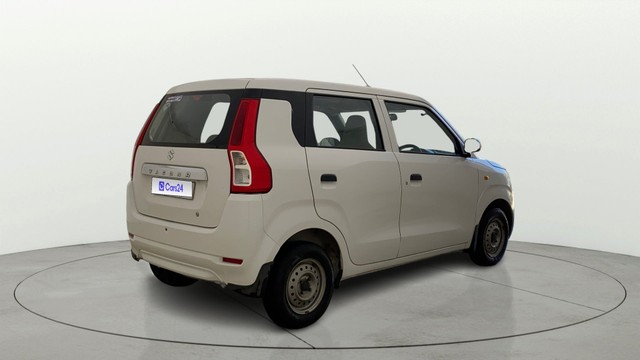 Second-hand 2021 Maruti Suzuki Wagon R CNG LXI for sale in Ahmedabad-2