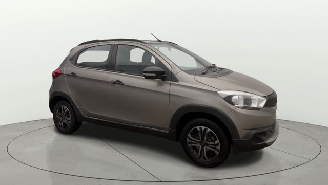 Tata Tiago NRG Petrol Second-hand 2018 Tata Tiago NRG Petrol for sale in New Delhi