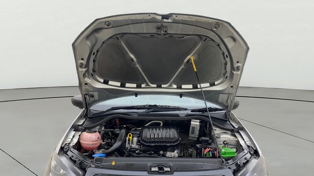 Second-hand 2018 Volkswagen Polo 1.0 MPI Highline Plus for sale in Hyderabad-19