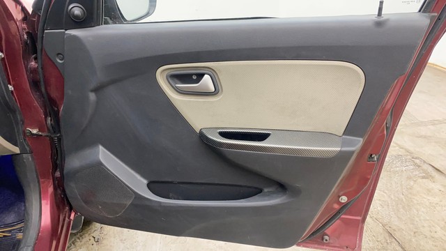 Second-hand 2016 Maruti Suzuki Alto K10 VXI AMT for sale in Hyderabad-3