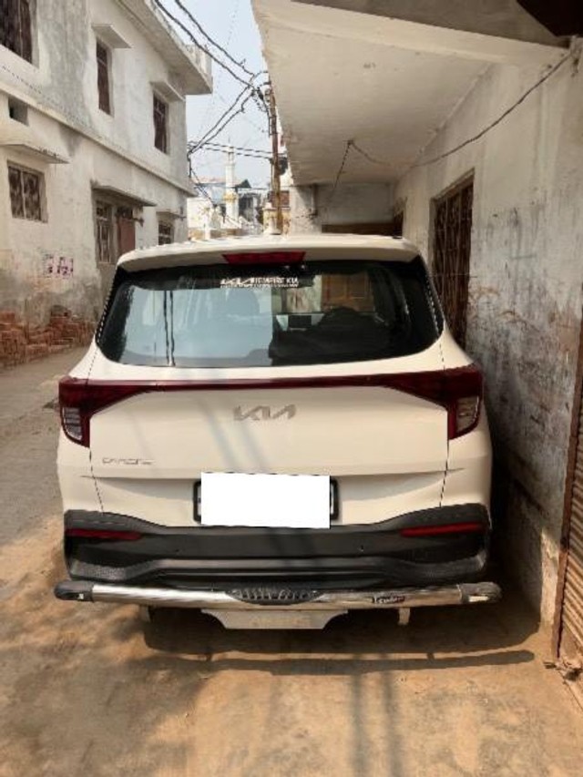 Second-hand 2025 Kia Carens Premium Opt Diesel for sale in Jaunpur-1