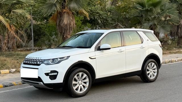 Second-hand 2017 Land Rover Discovery Sport Si4 HSE for sale in New Delhi-10