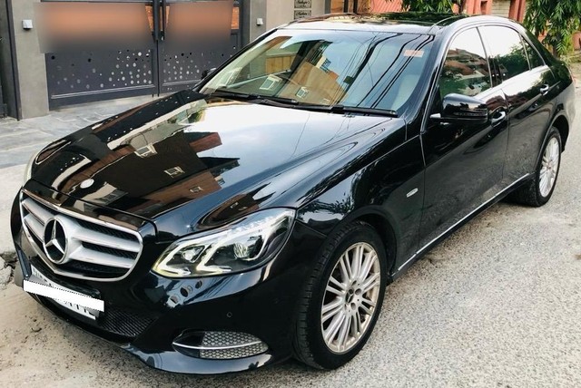 Second-hand 2017 Mercedes-Benz E-Class E250 CDI Avantgarde for sale in New Delhi-9