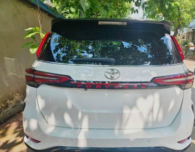 Toyota Fortuner 2.8 2WD AT Second-hand 2020 Toyota Fortuner 2.8 2WD AT for sale in Indore-3