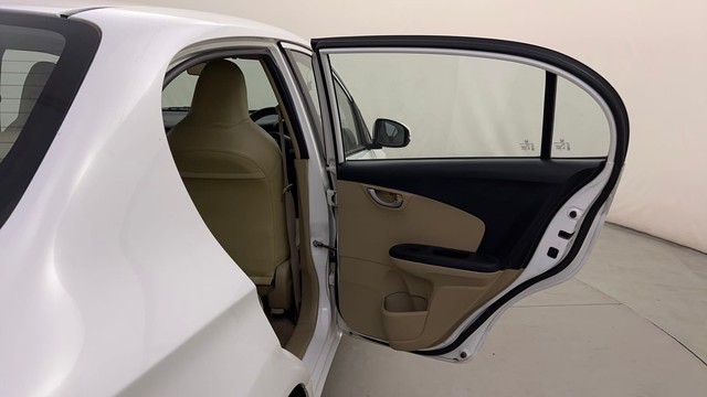 Second-hand 2015 Honda Amaze VX i-VTEC for sale in Mysore-31